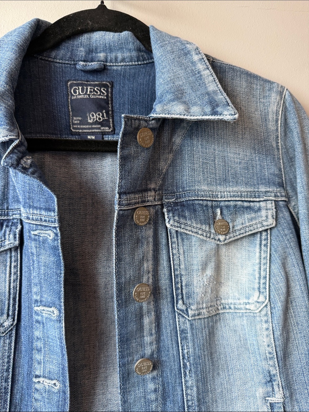 GUESS Vintage Women's Faded Blue Denim Trucker Jacket 80’s medium cotton